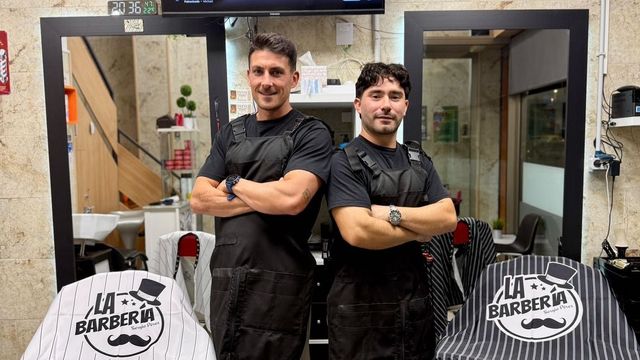 Sergio y Santi en La Barbería Sergio Pérez, Cartagena